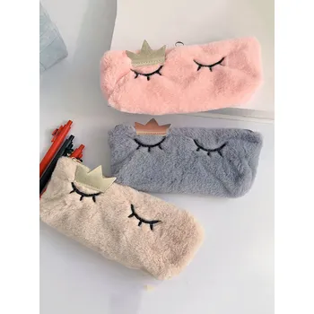 Penál Chlupaté pouzdro na tužky s korunkou Barva: šedá