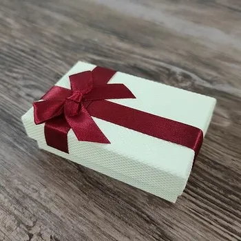 Dárková krabička Papírová krabička s vínovou mašlí 4,5x7,5x2,4