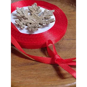 Stuha Atlasová stuha šíře 6 mm barva červená