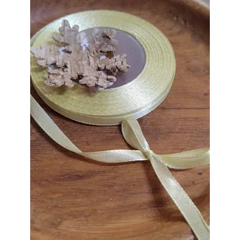 Stuha Atlasová stuha šíře 6 mm barva zelená světlá