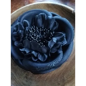 Brož Brož / ozdoba květ Ø10,5 cm černá