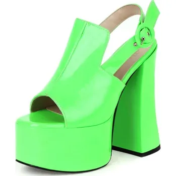 Dámské sandále Masivní sandály s asymetrickým podpatkem a páskem přes patu GoodDayGirl Fashion Barva: Zelená, Velikost: 46