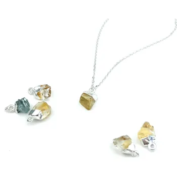 Náhrdelník Stříbrný náhrdelník se surovým Citrínem Délka řetízku: 41cm, Typ řetízku: Cable ( jednoduchý )