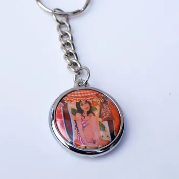 Zuzana Honsová Přívěsek na klíče- Dobře naložená žena