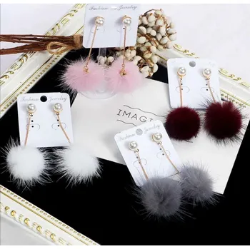 Souprava šperků Dlouhé náušnice s chlupatými kuličkami 7 cm (Dlouhé náušnice)