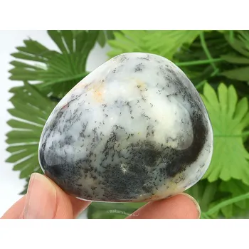 Přírodní kámen Hladký dendritický opál 98g