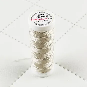 Nit Šijacia niť Titan 60E 120 m farba ecru 2711 malá