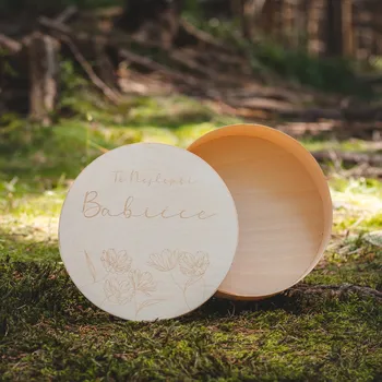 Dárková krabička Dřevěná krabička kulatá NEJLEPŠÍ BABIČCE ( 20x20 cm )