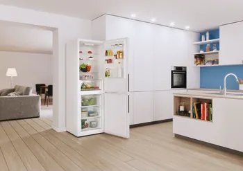 Flexibilní interiér chladničky Candy Fresco CCE3T618EW