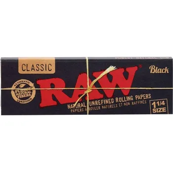 Papírky RAW Black Connoisseur 1/4
