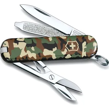 Outdoorové vybavení Nůž Victorinox Classic camouflage woodland (švýcarský kapesní nožík 0.6223.94 maskáčový - rukojeť 5,8 cm)
