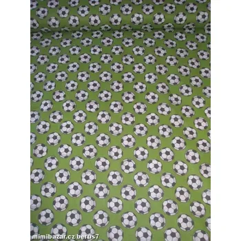 LÁTKA míče na zelené