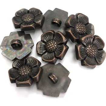 Knoflík gu217, Plastový knoflík, květ staroměď, 22mm / 1 kus