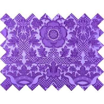 HEDVA ČESKÝ BROKÁT Vzorek brokátu 5x10cm 50749 PĚTILISTÁ RŮŽE S KORUNKOU fialová