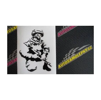 Samolepící dekorace Voják 008 pravá (12 - zelená) SAMOLEPKA NA AUTO, NÁLEPKA, FÓLIE, POLEP, TUNING, VLASTNÍ TEXT, TISK, AUTOSAMOLEPKY.cz, POLEPY, OBRÁZEK, LOGO, 3D STICKERS