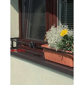 Parapet Předokenní kovaný držák truhlíku 8
