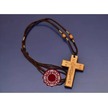 Přívěsek Dřevěný kříž na krk (pyrografie)