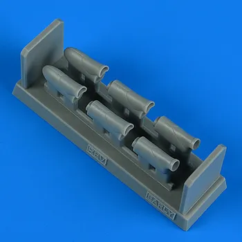 Plastikový model Quickboost 1/32 Hawker Hurricane Mk. IIb early exhaust (REV)