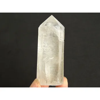 Přírodní kámen Křišťálová špice polobroušená 100g