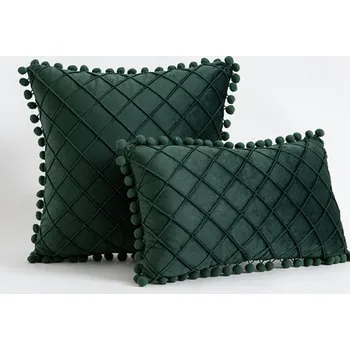 Povlak na dekorativní polštářek Útulný sametový povlak na polštář s kuličkami 45 x 45 cm Barva: tmavě zelená