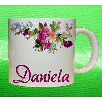 hrnek se jménem DANIELA