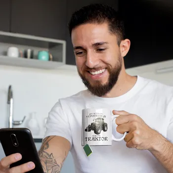 Žertovný předmět Psychoterapii nepotřebuji, stačí mi traktor - hrnek s potiskem