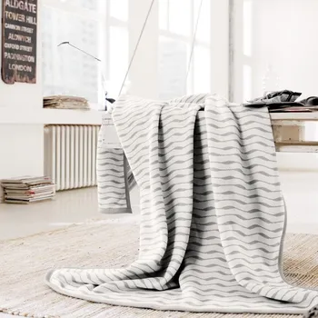 deka SCANquilt pléd VELURO vlnky smetanovošedá střední 150 x 200 cm