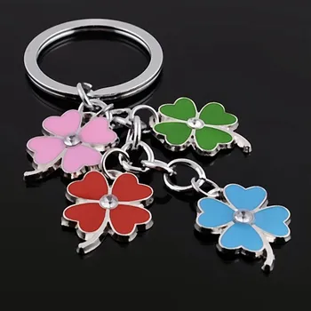 Přívěšek na klíče klíčenka Čtyřlístky pro štěstí klíčenka