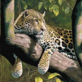 Diamantové malování Diamantové malování - Zahleděný leopard Velikost: 50x50cm, Rámování: Pouze srolované plátno, Diamanty: Kulaté