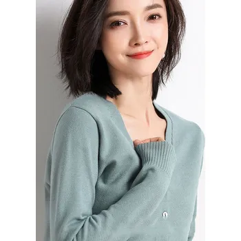 Dámský svetr Elegantní dámský svetřík/cardigan na knoflíčky Barva: zelená, Velikost: XXL (65-75 kg)