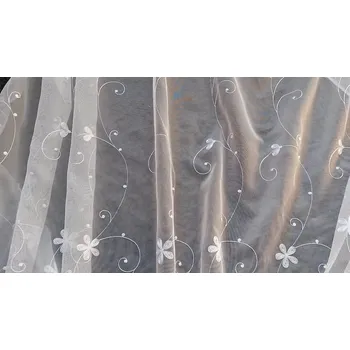 MANTIS Vyšívaná luxusní záclona 599/601 160 cm