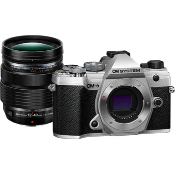 Kompakt s výměnným objektivem OM System OM-5 M.Zuiko Digital 12-40mm II F2.8 PRO lens kit silver