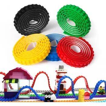 Lepící páska kompatibilní se stavebnicemi