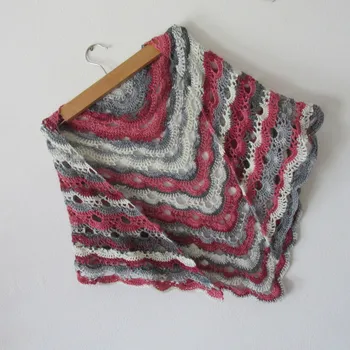 Šátek Háčkovaný šátek vínovo-šedý