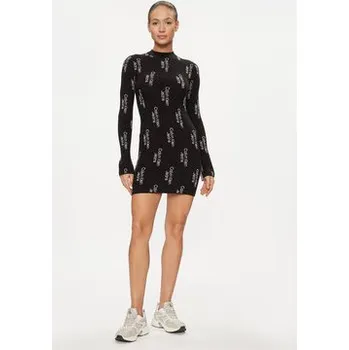 Dámské šaty Calvin Klein Jeans Každodenní šaty J20J222526 Černá Slim Fit M