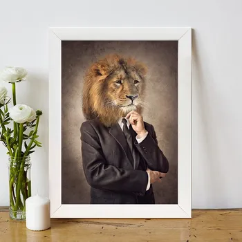 Obraz ASIR Obraz na MDF s rámem MUŽ V OBLEKU SE LVÍ HLAVOU 24 x 29 cm