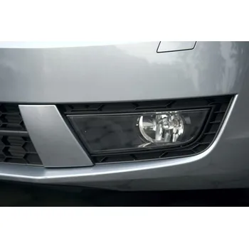 Tuning Díly do předního nárazníku, černý lesklý "klavírlak" - Škoda Octavia III. (Díly do předního nárazníku pro Škoda Octavia III. 2013 - 2017)