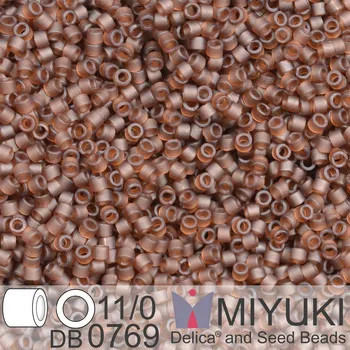 Korálek Korálky Miyuki Delica 11/0. Barva Matte Transparent Root Beer DB0769. Balení 5g.