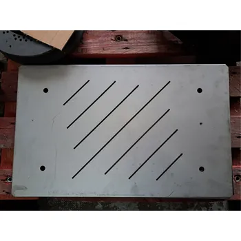 Příslušenství ke kotli Vetim A3C plech krycí horních dvířek /nový kod 27104/ 47cm x 29cm x 2cm