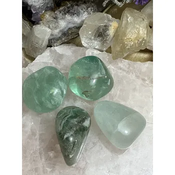 Fluorit tromlovaný - zelený/duhový