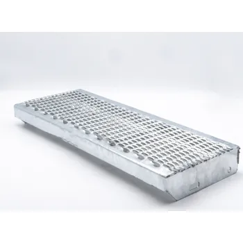 Public Schodišťový stupeň z tahokovu - žár.zin.; oko 47x13mm; můstek 5mm