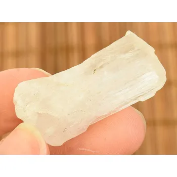 Přírodní kámen Kunzit krystal přírodní 14g Pákistán