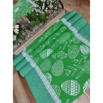 ubrus Běhoun - bílá vajíčka na zeleném podkladu