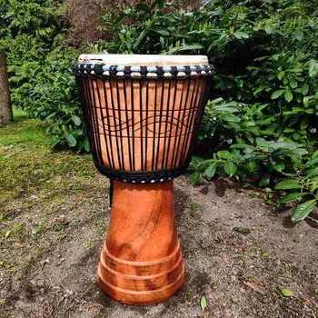 Buben Djembe 14” Naware, Ghana vyřezávaný 64 cm
