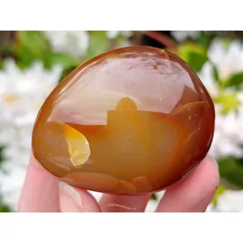 Sběratelství Karneol hladký kámen z Madagaskaru 101g