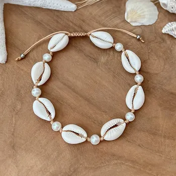 Řetízek Nákotník z mušlí kauri a říčních perel