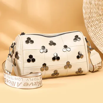 Dámská kožená kabelka FLY FF338 Barva: Bílá