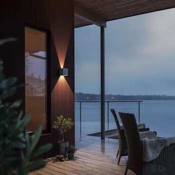 Venkovní osvětlení Konstsmide Nástěnné venkovní LED svítidlo 2x3W, stříbrošedá, IP54, Konstsmide