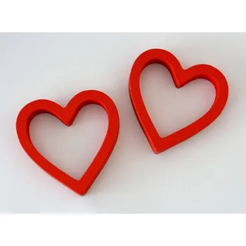 Svatební dekorace Dřevěné červené srdíčko RÁMEČEK