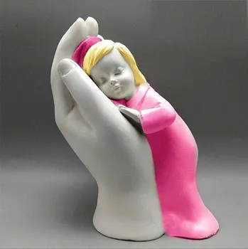 Silikonová forma - Dívka v ruce 95 x 60 x 120 mm